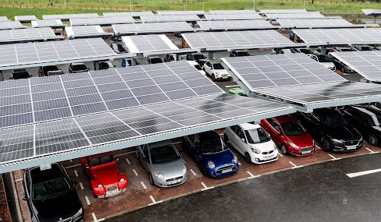 Installation panneau photovoltaïques pour les entreprises, bâtiments et professionnels